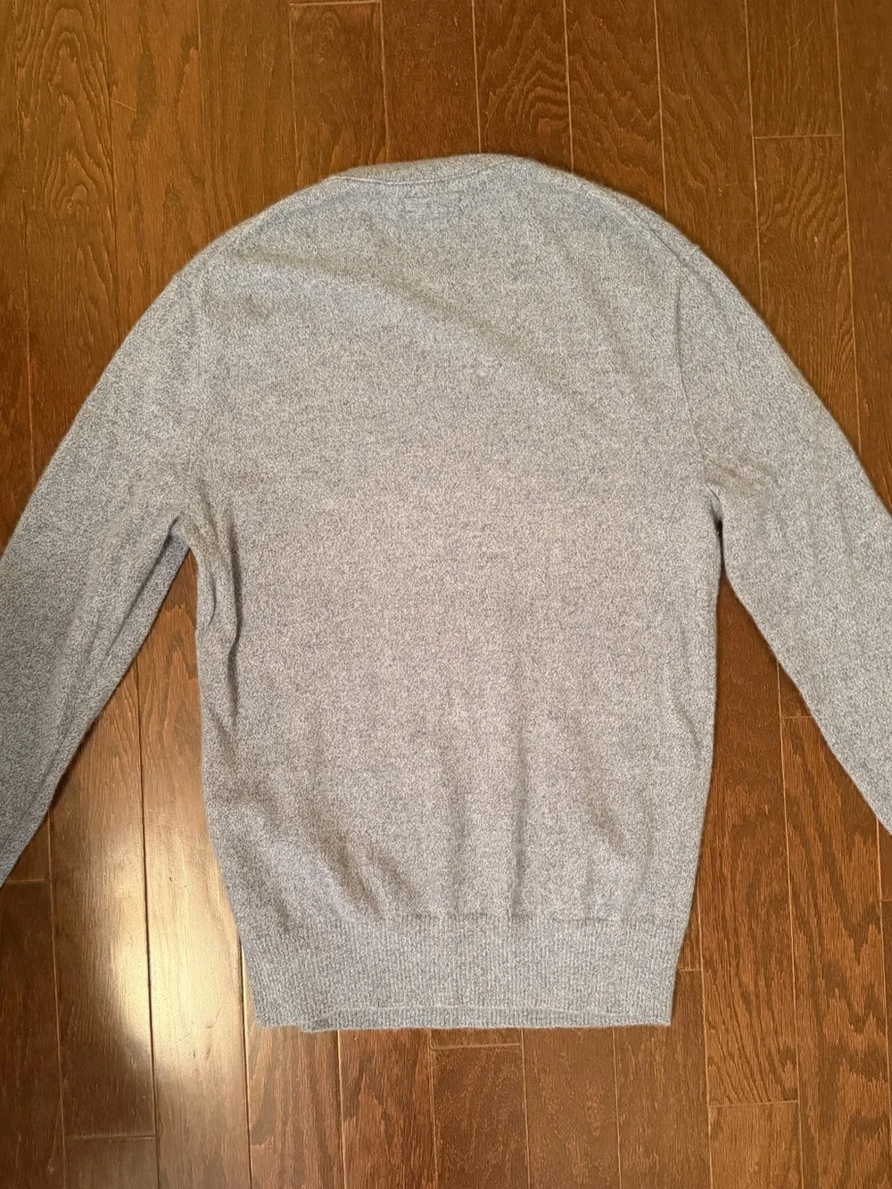 Banana Republic Men’s 100% Cashmere Crew Neck Sweater Light Grey Blue Size M